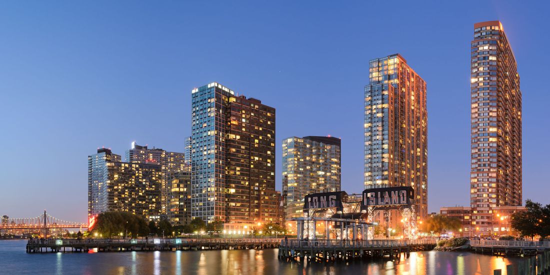 Long_Island_City_New_York_May_2015_panorama_3