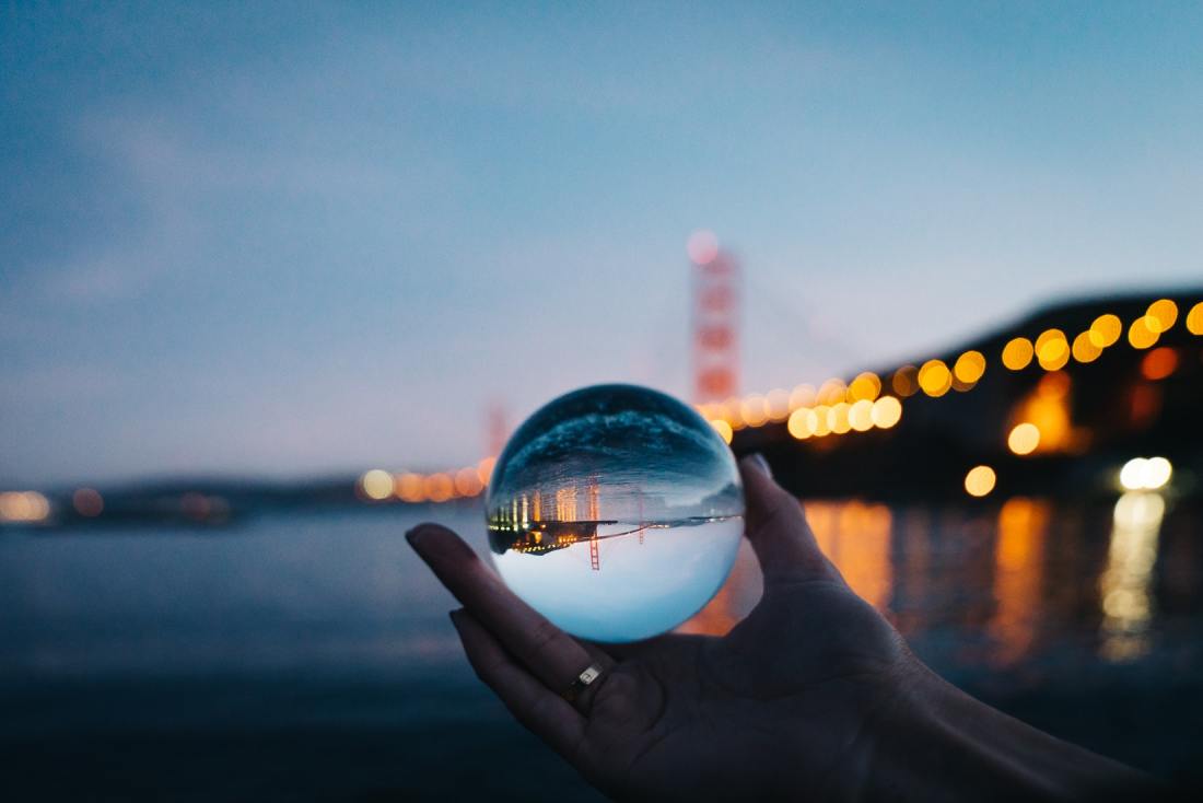 crystalball_unsplash