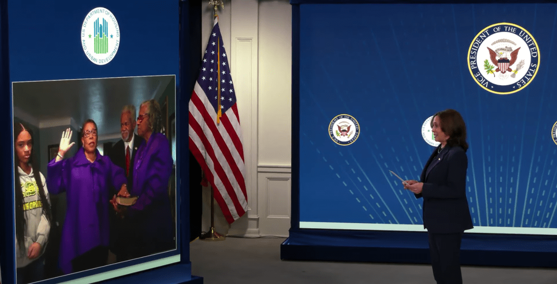 fudgeswornin_whitehouse