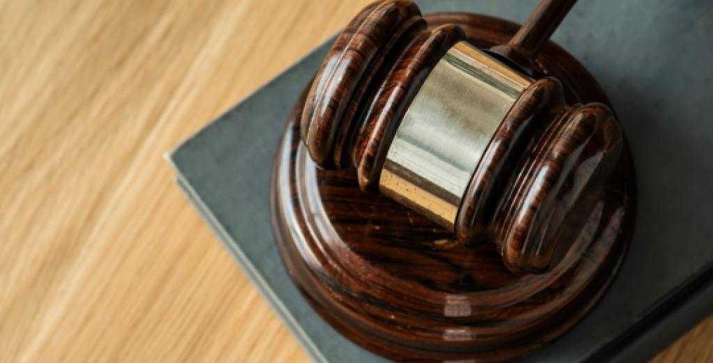 gavel_unsplash