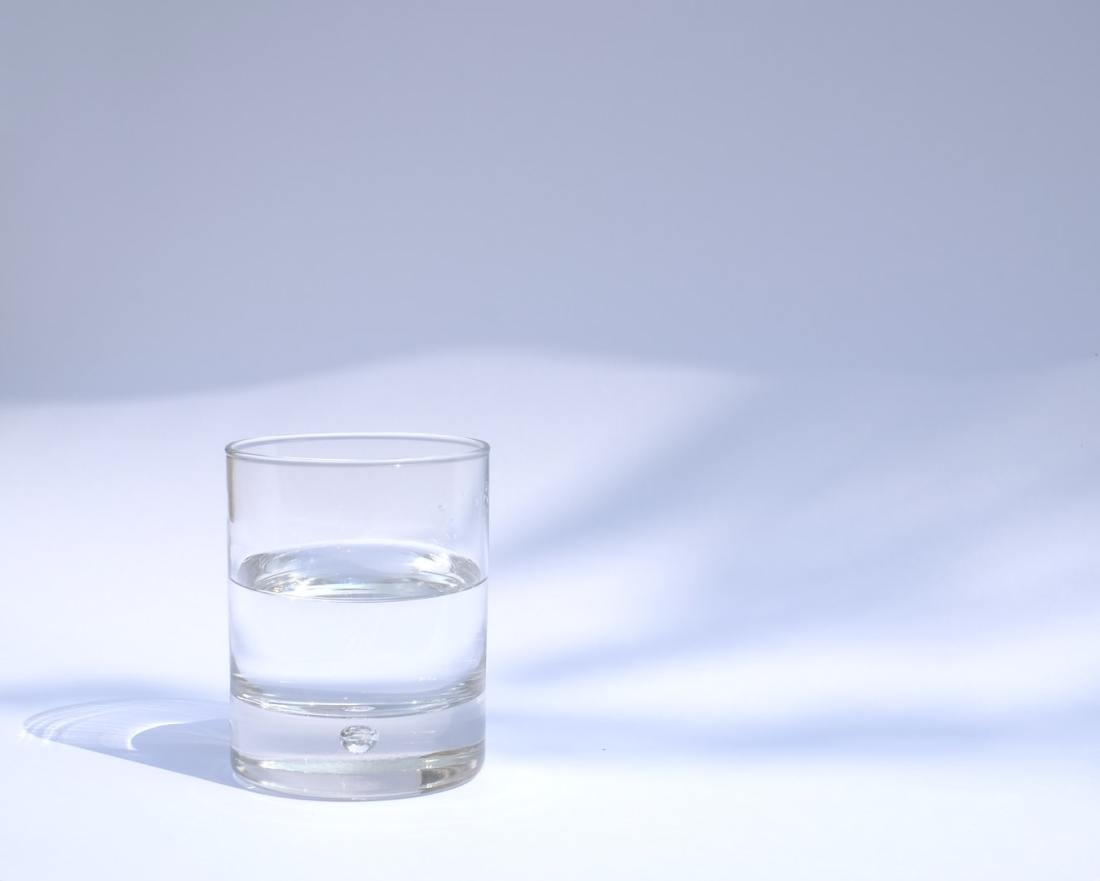 glasshalffull_unsplash
