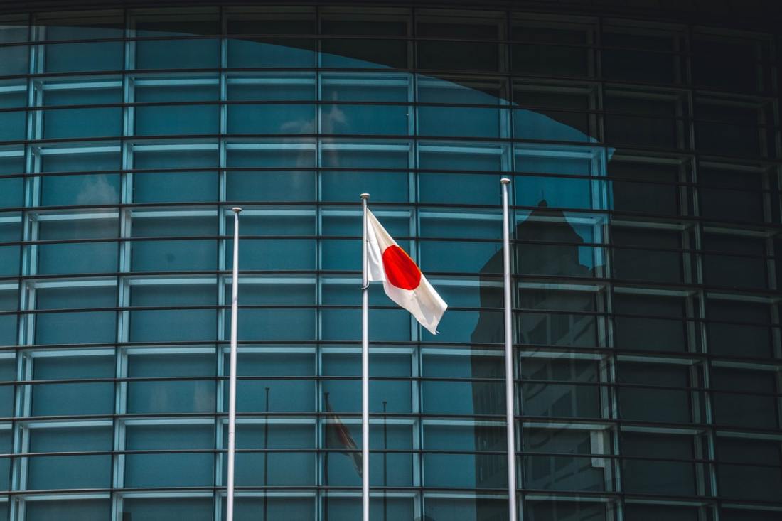 japaneseflag_unsplash
