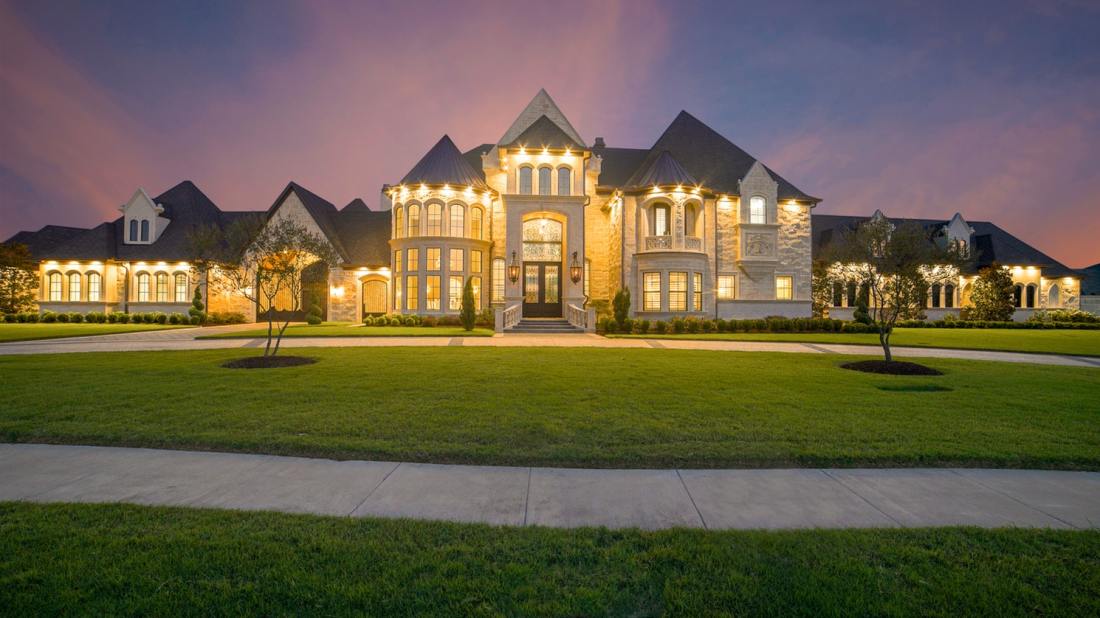 mansion_unsplash